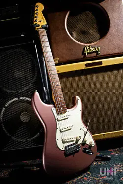 FENDER AMERICAN DELUXE STRATOCASTER N3   2013