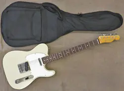 FENDER MADE IN JAPAN EXCLUSIVE CLASSIC 60S CUSTOM TELECASTER