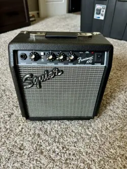 FENDER FRONTMAN 10G 10-WATT GUITAR AMPLIFIER - BLACK - TESTED & WORKING!