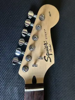 FENDER SQUIER AFFINITY STRATOCASTER ROSEWOOD GUITAR NECK WITH TUNERS/PLATE/BOLTS