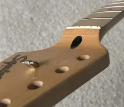 FRET MAPLE STRATOCASTER