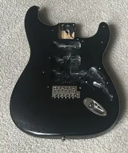 STARCASTER STRATOCASTER GOLD