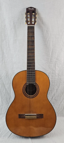 VINTAGE FENDER ACOUSTIC GUITAR CG-7 IN GREAT CONDITION