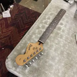 2007 FENDER STRATOCASTER STRAT SQUIER 70S HEADSTOCK GUITAR NECK W/TUNERS LUTHIER