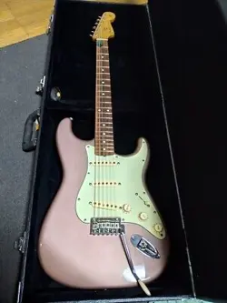 60S MODIFIED STRATOCASTER