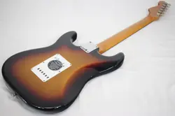 FENDER CLASSIC SERIES 60S STRATOCASTER