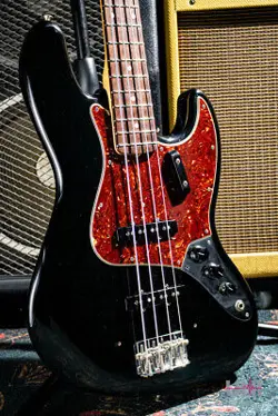 FENDER CUSTOM SHOP 1964 JAZZ BASS NOS / 2011 USED ELECTRIC BASS
