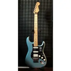 FENDER  USED  PLAYER STRATOCASTER WITH FLOYD ROSE HSS (TIDEPOOL MAPLE)  MADE I