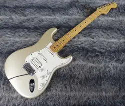 FENDER AMERICAN STANDARD STRATOCASTER HSS BLIZZARD PEARL