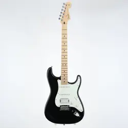 FENDER PLAYER STRATOCASTER HSS BLACK   MAPLE FINGERBOARD