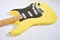 FENDER PLAYER STRATOCASTER MN(BUTTER CREAM)