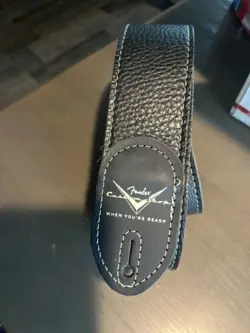 FENDER CUSTOM SHOP LEATHER STRAP