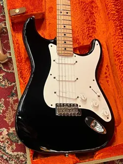 STRATOCASTER BLACK BUILT