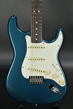 FENDER / MADE IN JAPAN / TAKASHI KATO STRATOCASTER ROSEWOOD PARADISE BLUE