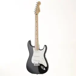 FENDER PLAYER STRATOCASTER  BLACK   MAPLE FINGERBOARD