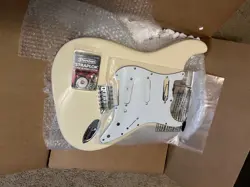 FENDER RITCHIE BLACKMORE STRAT BODY  HARDWARE OLYMPIC WHITE