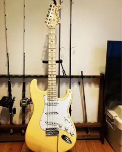 JAPAN STRATOCASTER YNGWIE