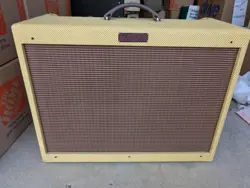 FENDER BLUES-DELUXE COMBO AMP TYPE PR 246