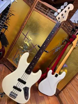 BASS STRING MODIFIED