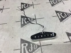 80’S FENDER USA STRATOCASTER SINGLE COIL PICKUP NON STAGGERED