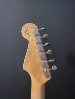 STRATOCASTER JOURNEYMAN OLYMPIC