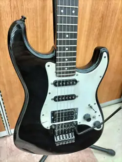 FENDER JAPAN / ST556