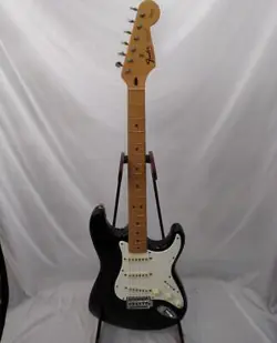 FENDER MEXICO / STANDARD STRATOCASTER