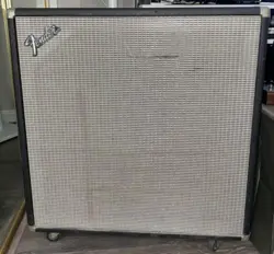 FENDER DT-412