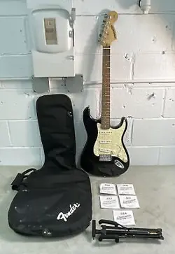 BLACK & WHITE FENDER STARCASTER STRAT ELECTRIC GUITAR W CASE & EXTRA STRINGS