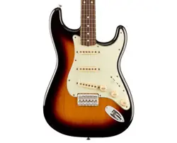 USED FENDER ROBERT CRAY SIGNATURE STRATOCASTER - 3-COLOR SUNBURST W/ ROSEWOOD FB