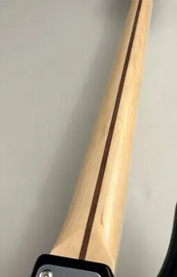 FENDER JAPAN FSR TRADITIONAL 70S JAZZ BASS -BLACK-