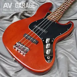 SQUIER BY FENDER JAZZ BASS STANDARD