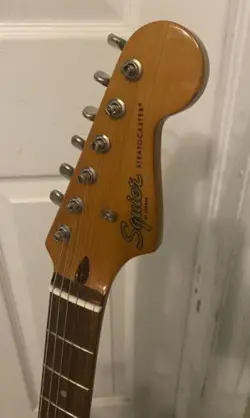 FENDER SQUIER CLASSIC VIBE 60'S STRATOCASTER