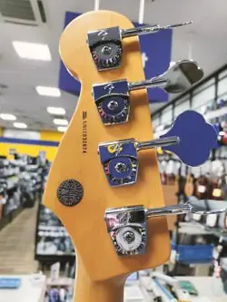 FENDER USA SELECT JAZZ BASS ELECTRIC