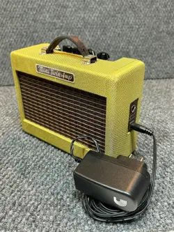 FENDER MINI 57