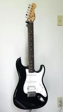SQUIRE BY FENDER BULLET STRAT