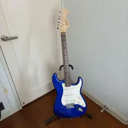 SQUIER BY FENDER AFFINITY STRATSQUIER