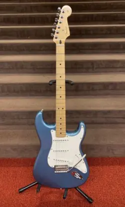 2019 FENDER LIMITED EDITION PLAYER STRATOCASTER ELECTRIC GUITAR