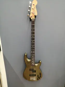 FENDER MEXICO ELECTRIC BASS ZONE