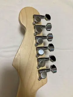 ST-50 STRATOCASTER APPLE
