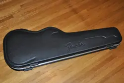 FENDER STRATOCASTER / TELECASTER LOGO MOLDED GUITAR CASE