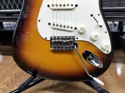 1993-1994 GUITAR 008751K