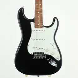 FENDER PLAYER STRATOCASTER PAU FERRO BLACK USED ELECTRIC GUITAR