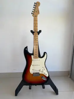 FENDER STRATOCASTER ROLAND G-5 VS SERIES AMERICAN GUITAR