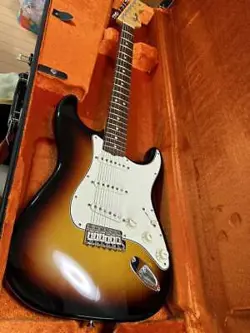 65 STRATOCASTER 2013