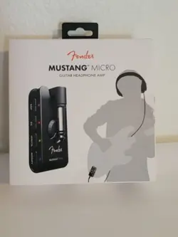 NEW FENDER MUSTANG MICRO  GUITAR HEADPHONE AMP