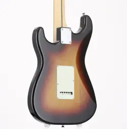 FENDER M.I.J. HYBRID II STRATOCASTER 3CS