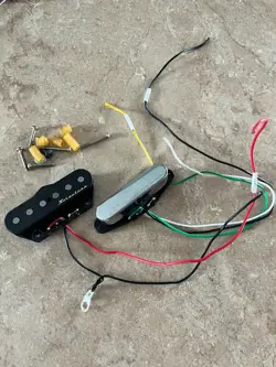 TELECASTER PICKUPS GUITAR