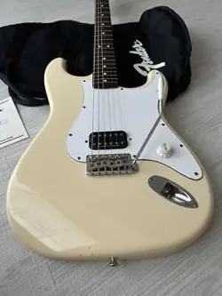 GUITAR STRATOCASTER COLOR