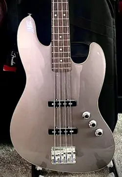 FENDER AERODYNE SPECIAL JAZZ BASS W/ROSEWOOD FINGERBOARD DOLPHIN GRAY METALLIC